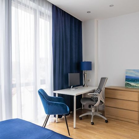 1-Bedroom Penthouse With Underground Parking รีกา ภายนอก รูปภาพ